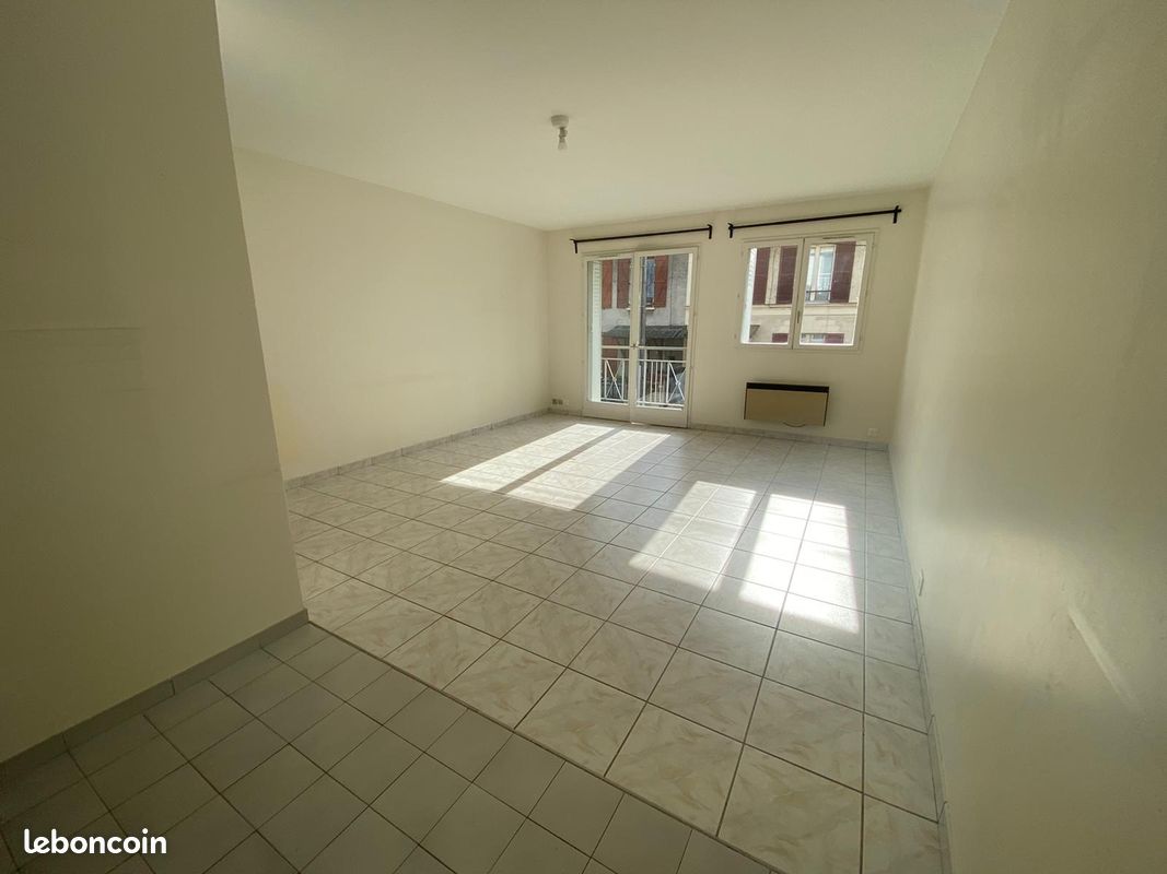 Appartement 1 pièce 35 m² · à Esbly · 35 m² · 621 €/mois