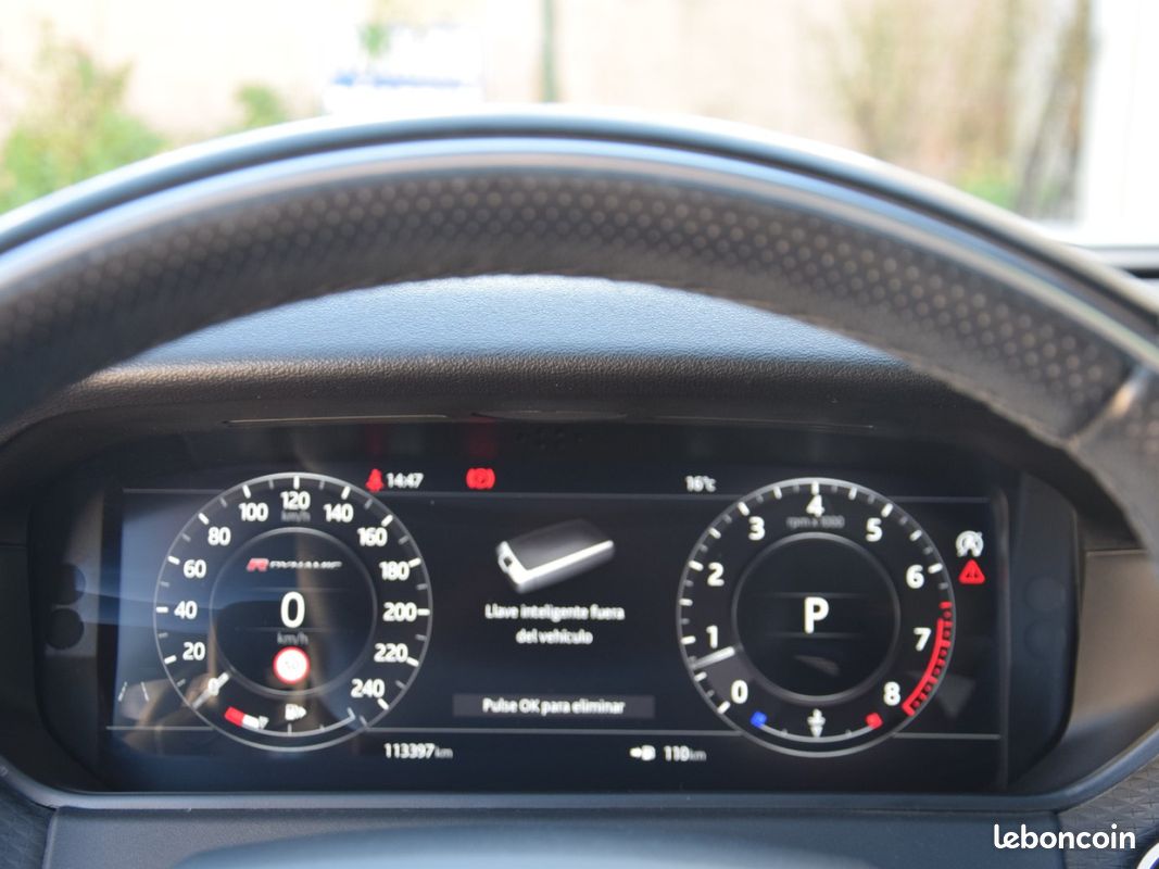 LAND ROVER RANGE ROVER VELAR P250 R-Dynamic SE - Entretien full LAND ROVER - toit ouvrant - sieges elec chauffants à mémoire - (image 33)