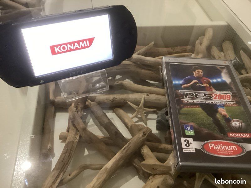 Jeu PSP PES 2009 Platinum - Complet - Bon état