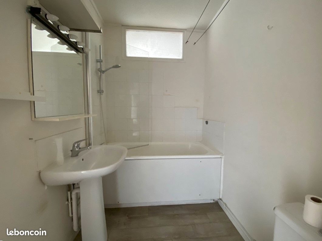 Studio 1 pièce 31 m² - Bordeaux 33000 (image principale 4)