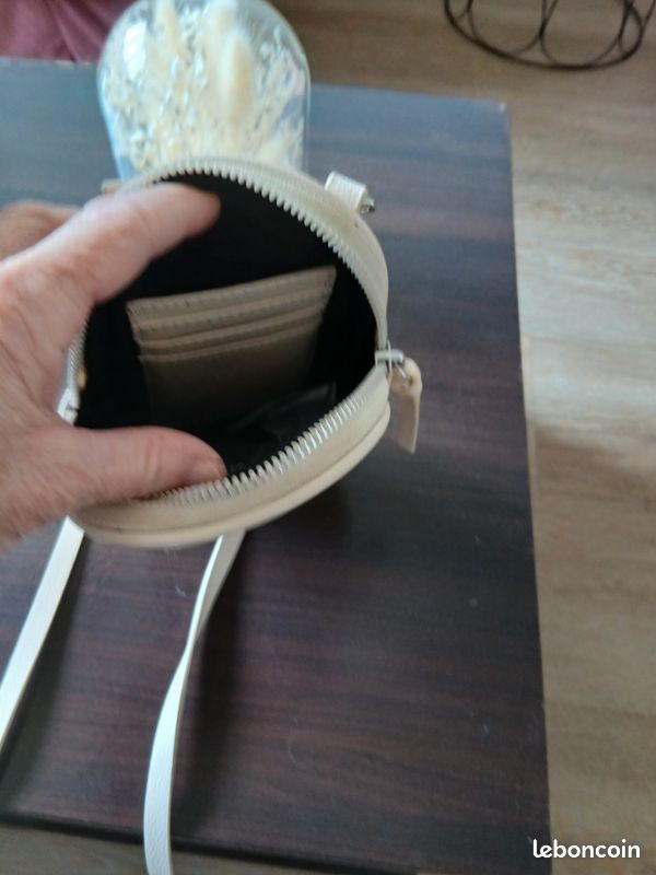 Petite pochette bandoulière. Pull et Béarn (image 3)