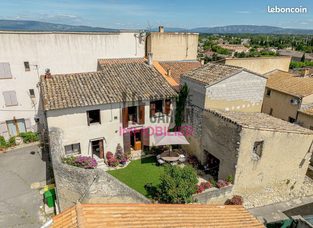 Maison 5 pièces 135 m² · à Caumont-sur-Durance · 135 m² · 175 000 €