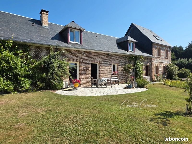 Maison 8 pièces 194 m² · à Saint-Romain-de-Colbosc · 194 m² · 419 000 €