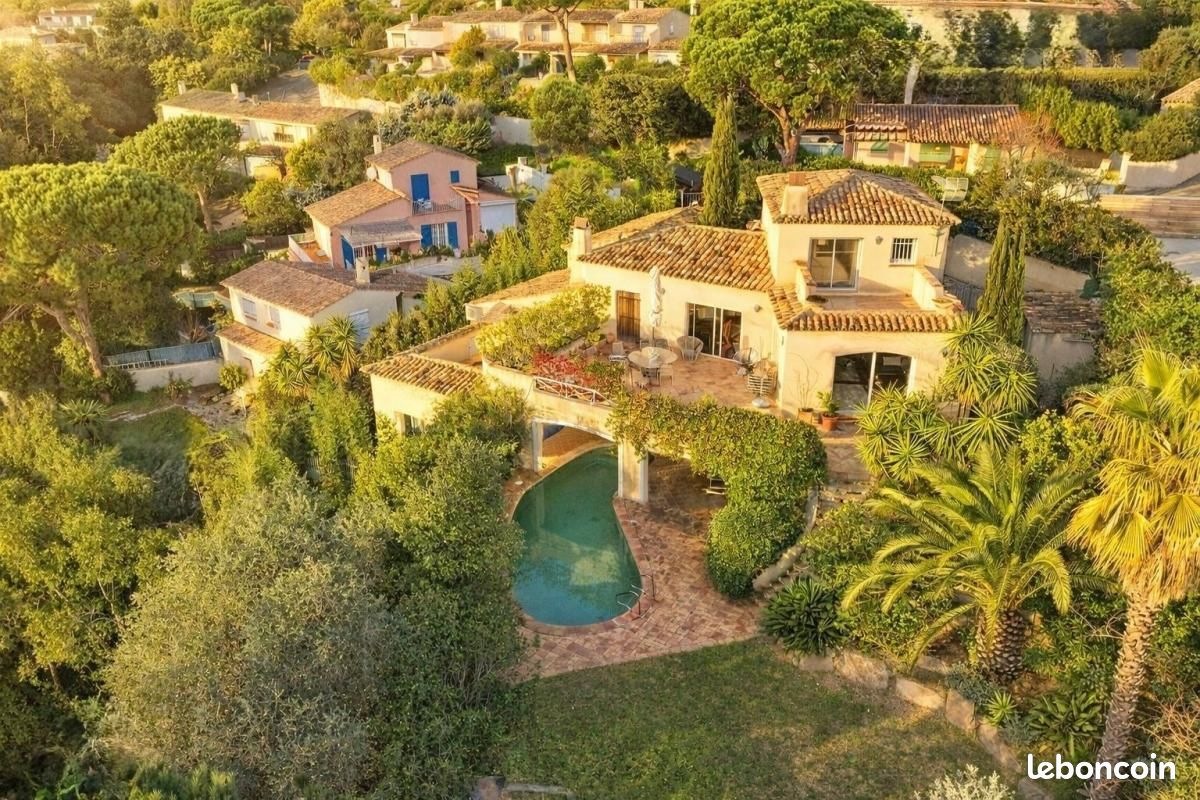 Maison 6 pièces 315 m² · à Sainte-Maxime · 315 m² · 1 365 000 €