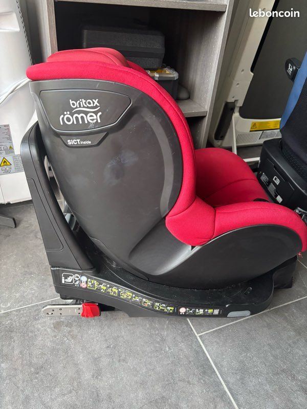 Siège auto Britax Romer isofix 360 rouge (image 3)