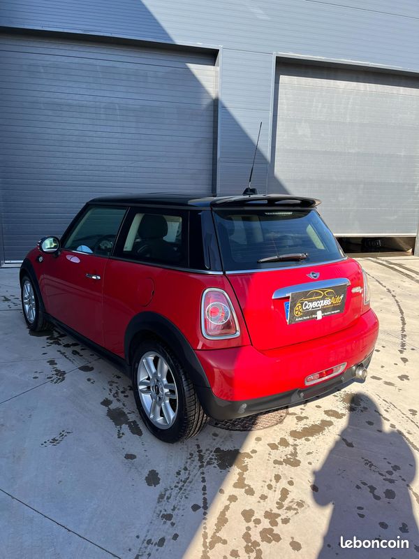 Mini cooper rouge boite automatique diesel (image 2)