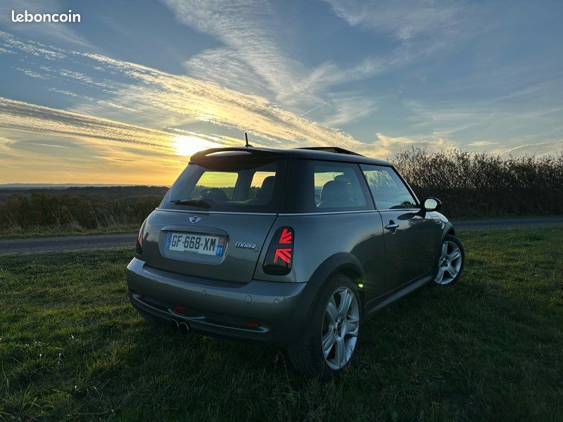 Mini Cooper S R53 - Voitures