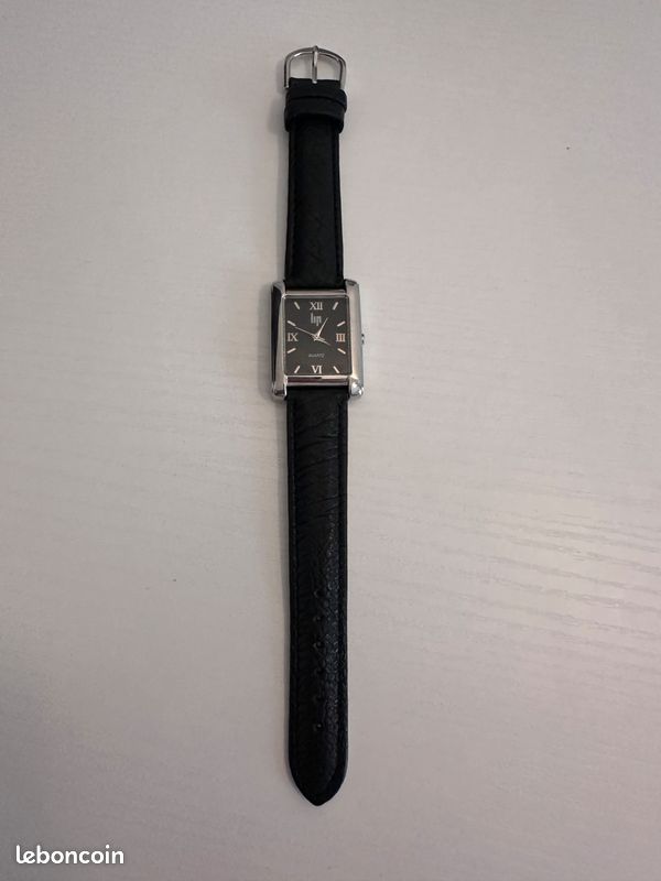 Montre LIP Homme – Rectangulaire Noire 27,5 mm, Cuir Noir Neuf, Pile Neuve (image 4)