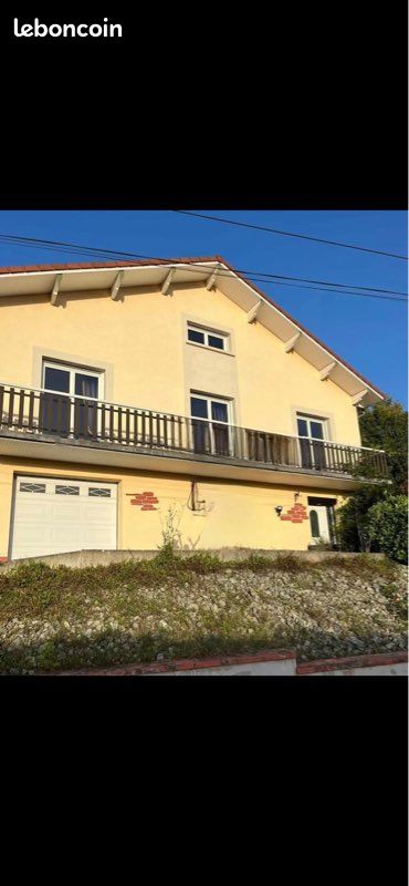 Maison 6 pièces 170 m² · à Fesches-le-Châtel · 170 m² · 260 000 €