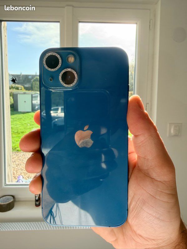 IPhone 13 (image 2)