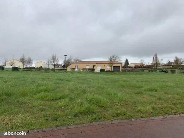 Terrain 460 m² Mouilleron Le Captif
