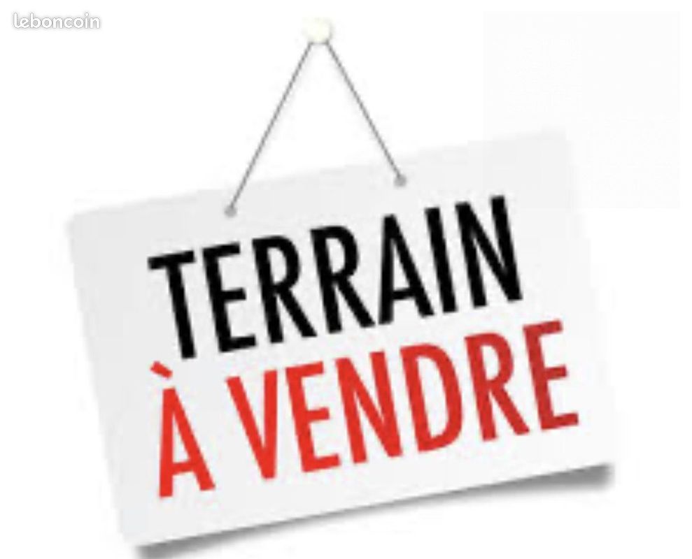 Terrain 697 m² · à Besné · 697 m² · 74 265 €