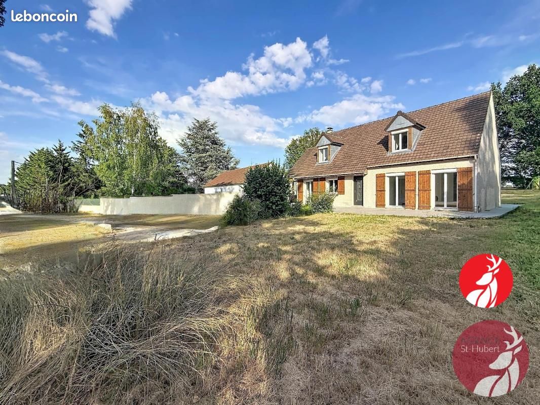 Maison 6 pièces 165 m² · à Fleury-en-Bière · 165 m² · 450 000 €
