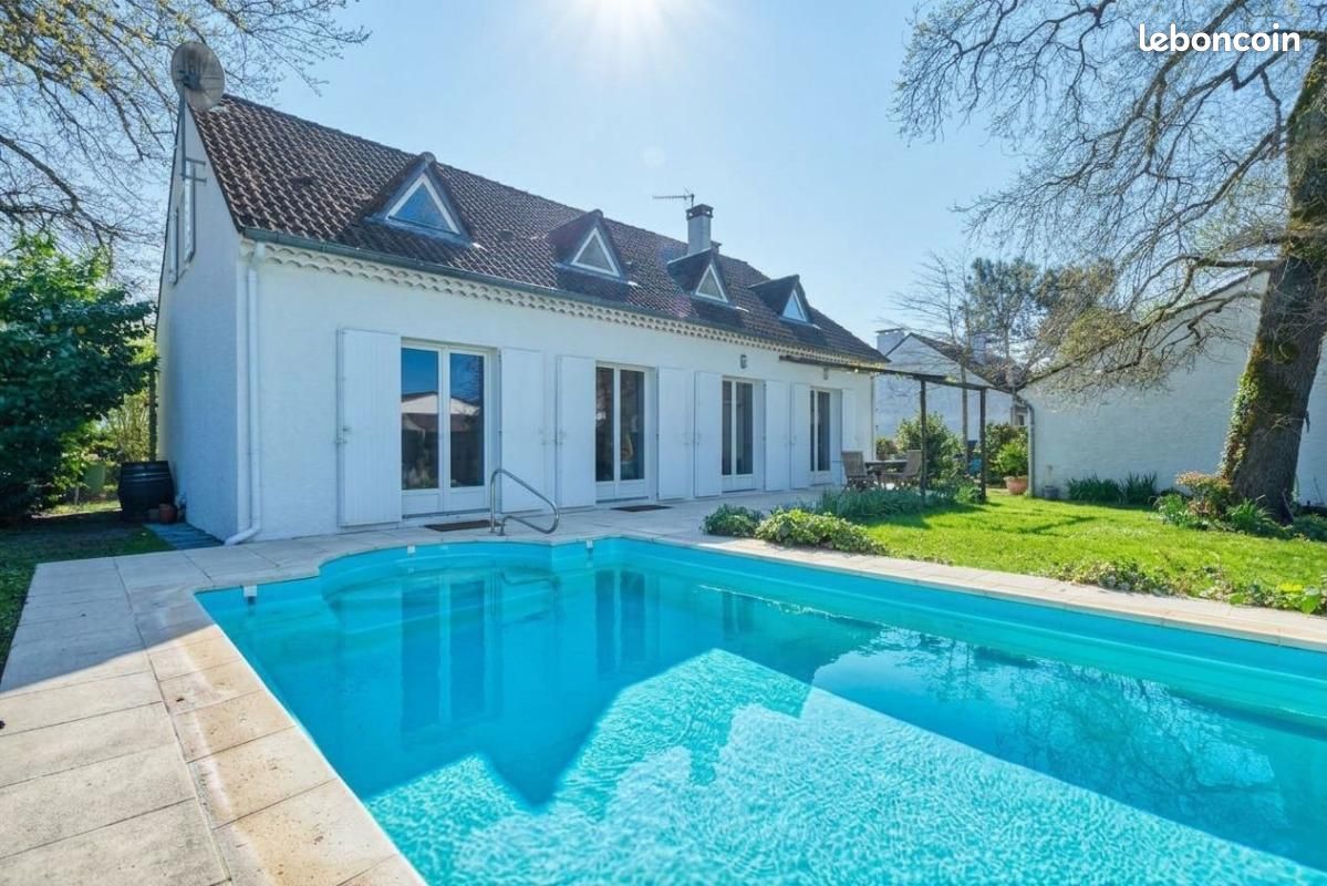 Maison 5 pièces 191 m² · à Pessac · 191 m² · 690 000 €