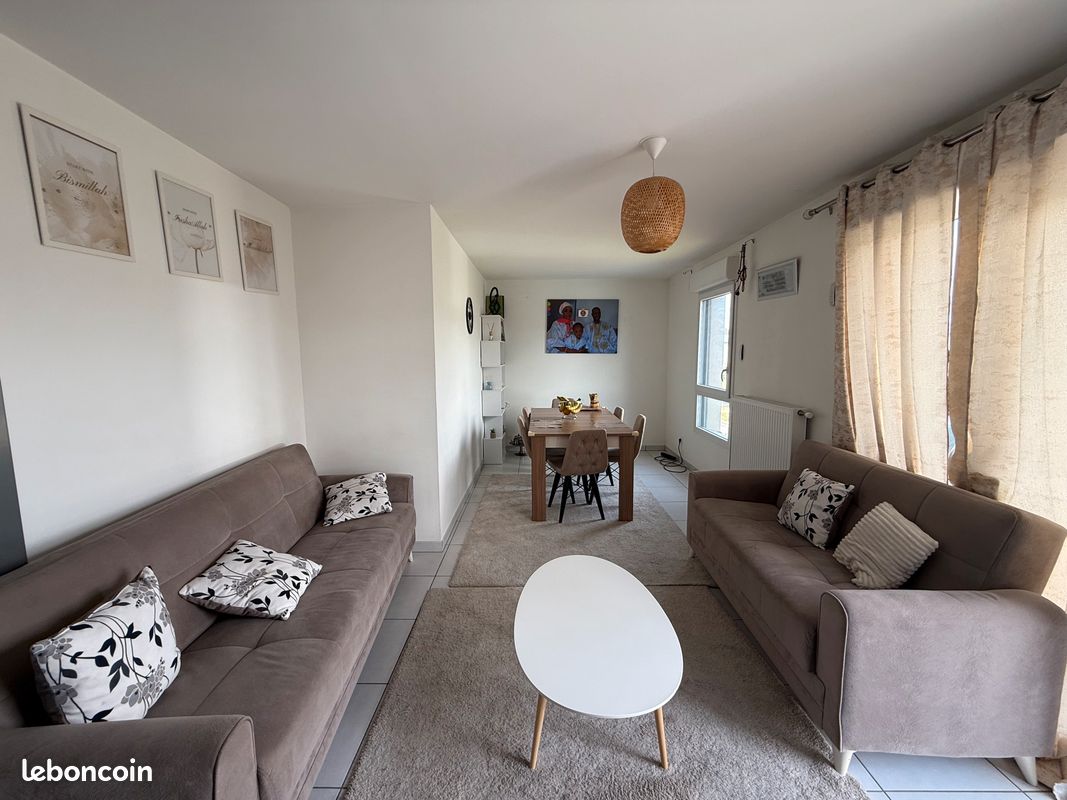 Appartement 3 pièces 61 m² · à Saint-Priest · 61 m² · 240 000 €