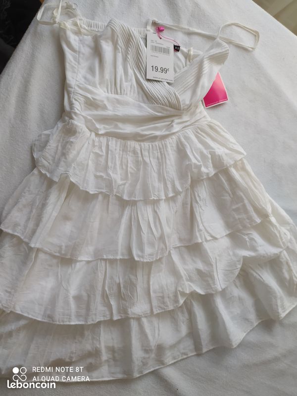 Robe (image 1)