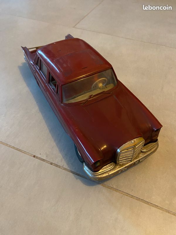 Jouet Ancien Mercedes C111 Rollet - Plastique Filoguidé Joustra - France Années 70 (Très Bel état)