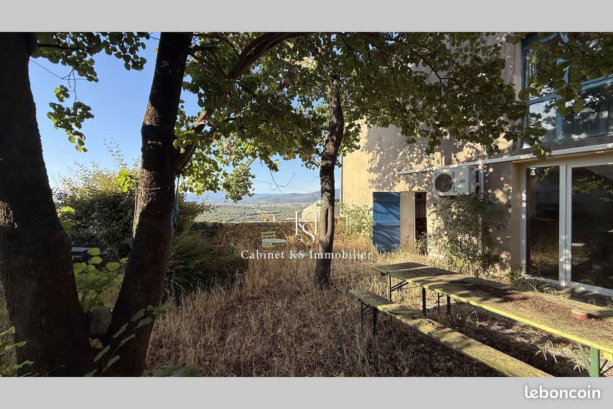 Maison 6 pièces 180 m² · à Seillons-Source-d'Argens · 180 m² · 395 000 €