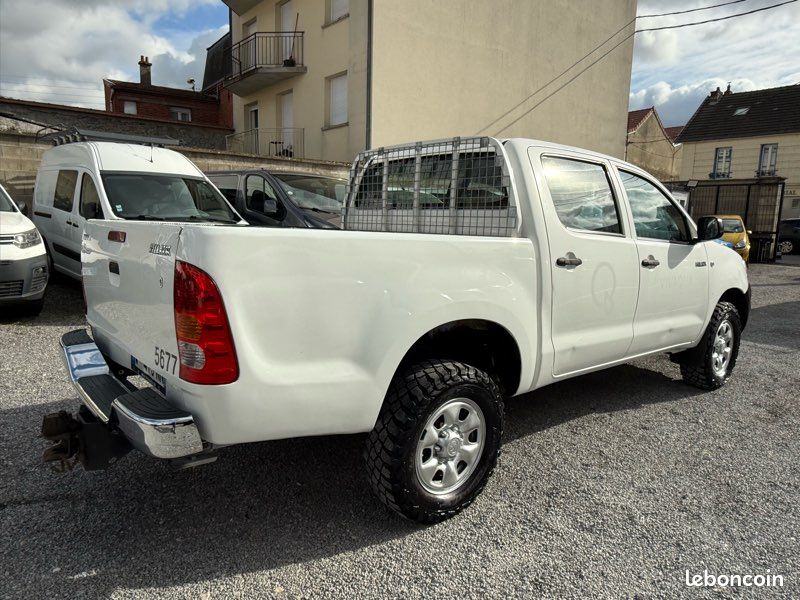 16658 HT Toyota Hilux D-4D 2.5 144cv 4WD (image 3)