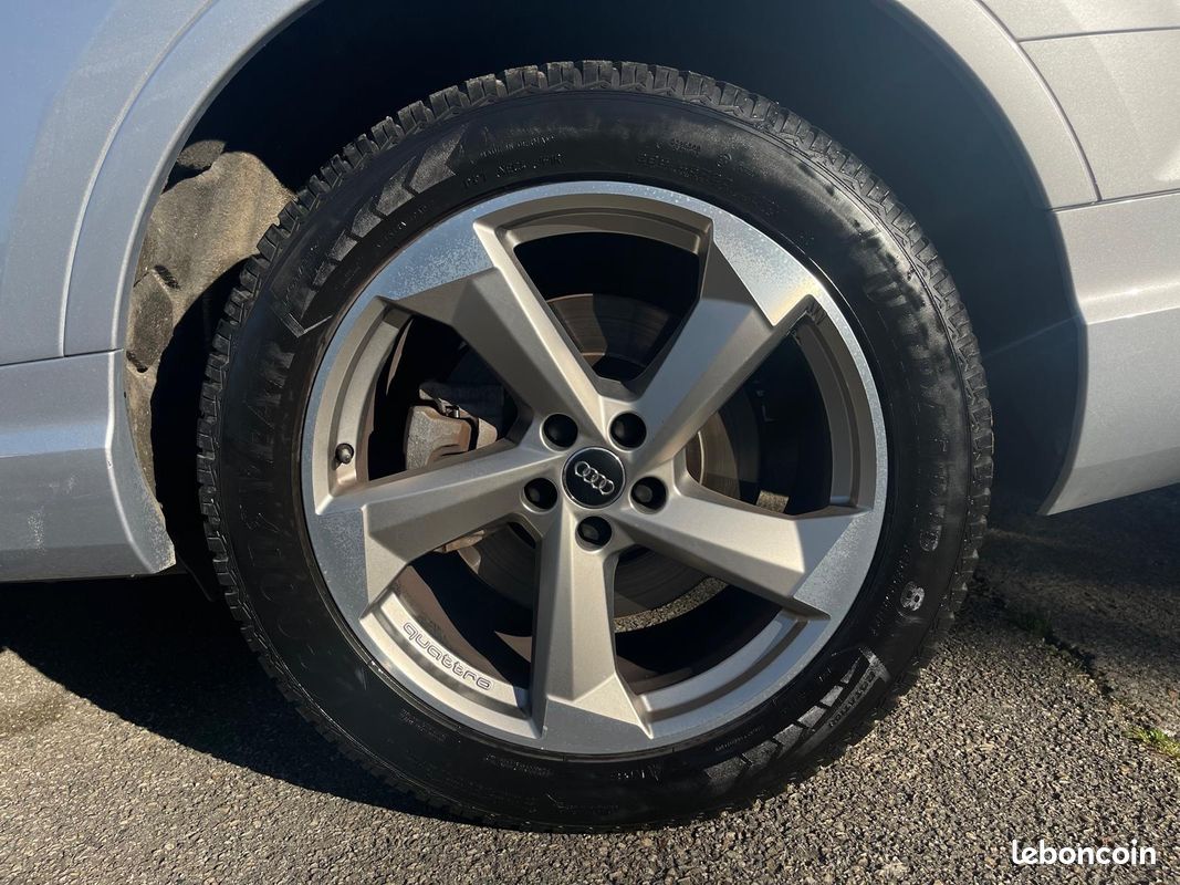 AUDI Q7 V6 TFSI 333 ch QUATTRO 7 PLACES S-LINE - VÉHICULE CONTROLÉ/GARANTI (image 30)