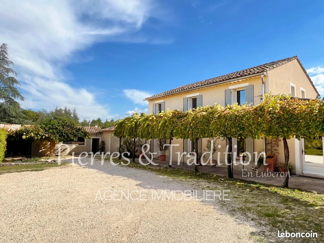 Maison 8 pièces 182 m² · à Apt · 182 m² · 880 000 €