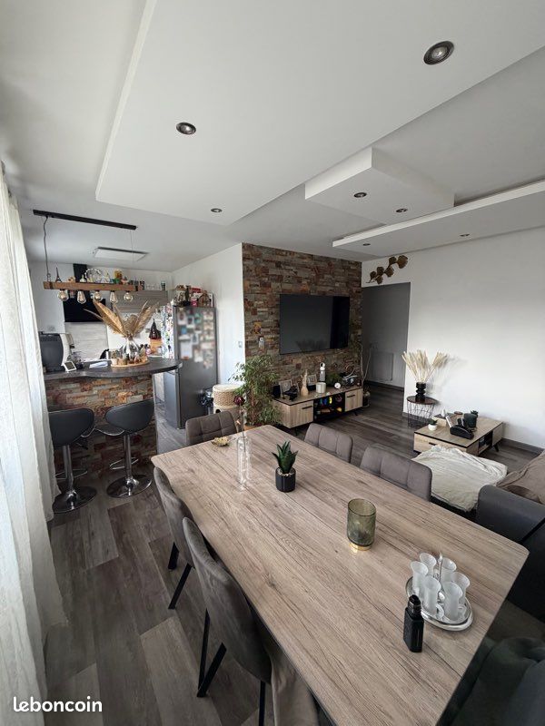 Appartement 3 pièces 56 m² · à Saint-Priest-en-Jarez · 56 m² · 150 000 €