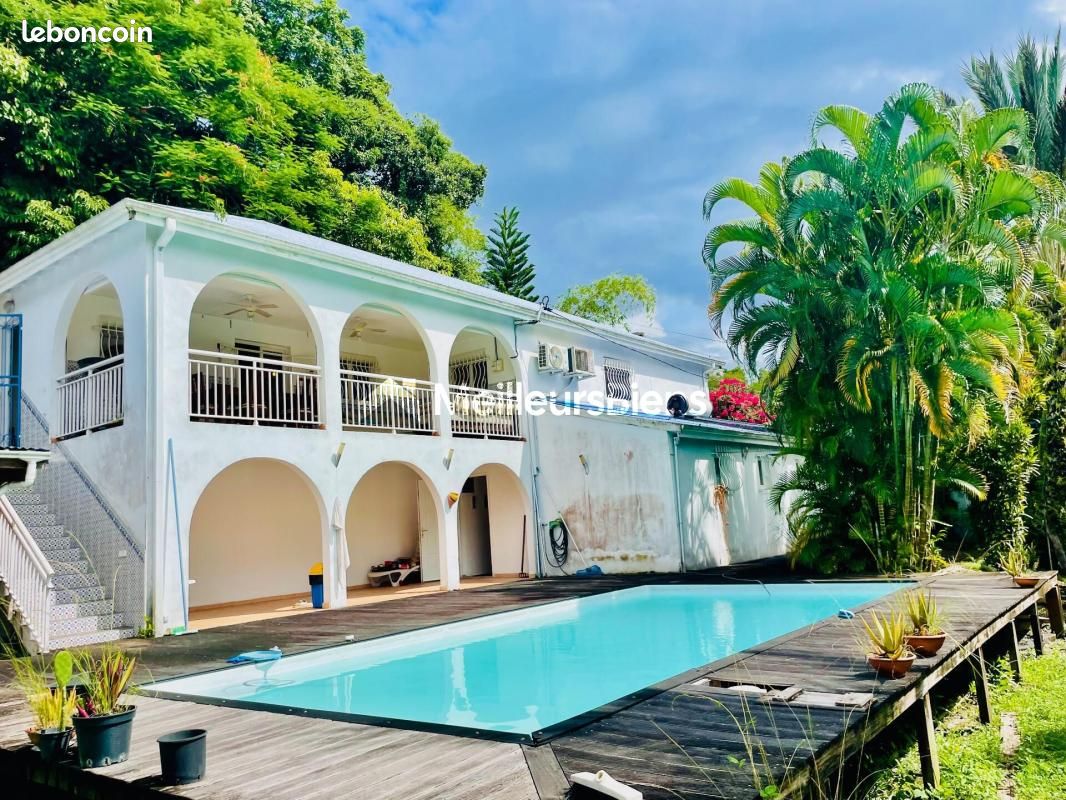 Maison 5 pièces 145 m² · au Gosier · 145 m² · 430 000 €