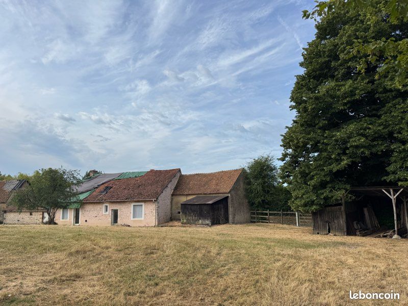 Maison 6 pièces 150 m² · à René · 150 m² · 79 000 €
