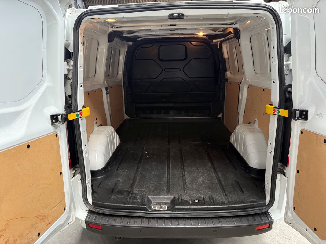 Transit custom l1h1 tdci 130 ch BVA trend business 40.931 km 20.825 ht (24.990 ttc) (image 4)