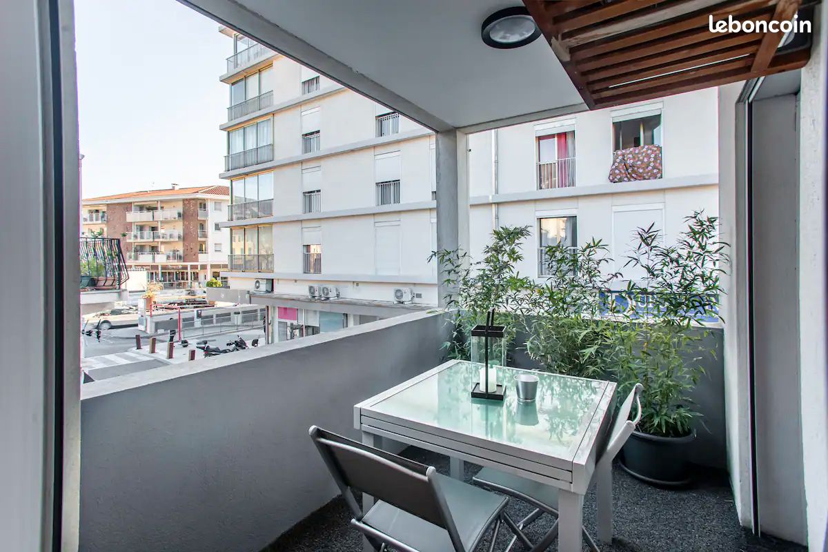 Loue superbe appartement t3 la valette du var clim parking (image 17)