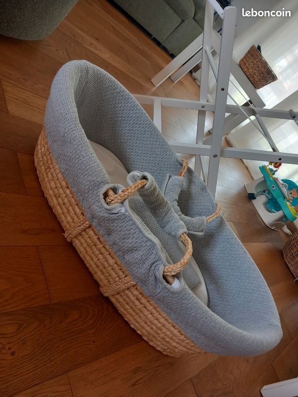 Couffin avec support bébé (image 9)
