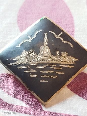 Broche vintage en argent sterling du Siam rouge danseuse - Canada