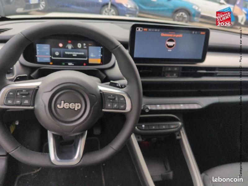 Jeep Avenger 1.2 Turbo T3 110ch MHEV Summit BVR6 eHybrid (image 17)