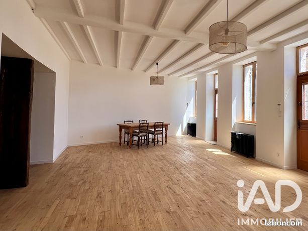 Maison familiale 6 pièces 333 m²