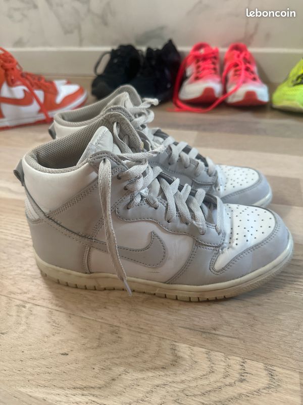 Nike Dunk High Gris Clair et Blanc – Taille 36,5 Chaussures