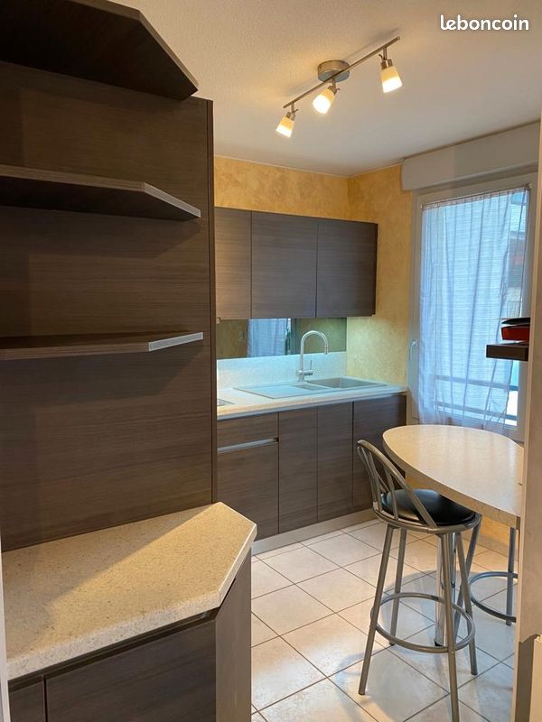 Appartement 2 pièces 49 m² · à Saint-Laurent-de-Mure · 49,5 m² · 240 000 €