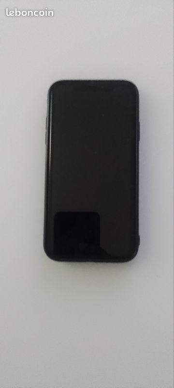 Iphone XR (image 1)