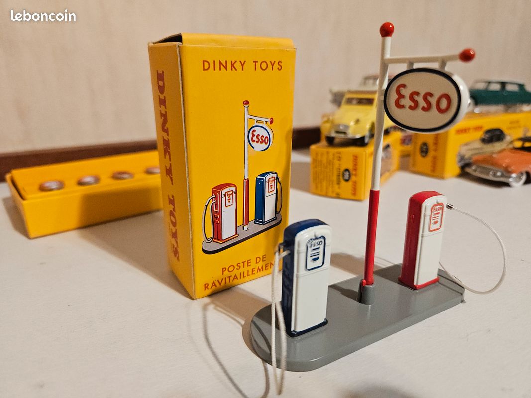 Dinky toys simca chambord - Collection