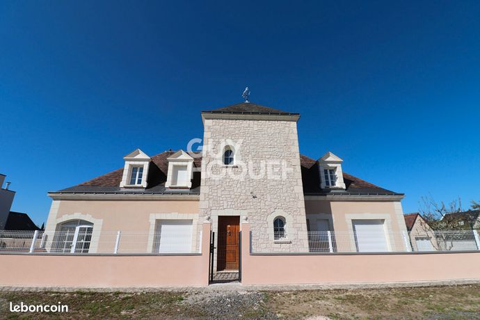 Maison 6 pièces 288 m²