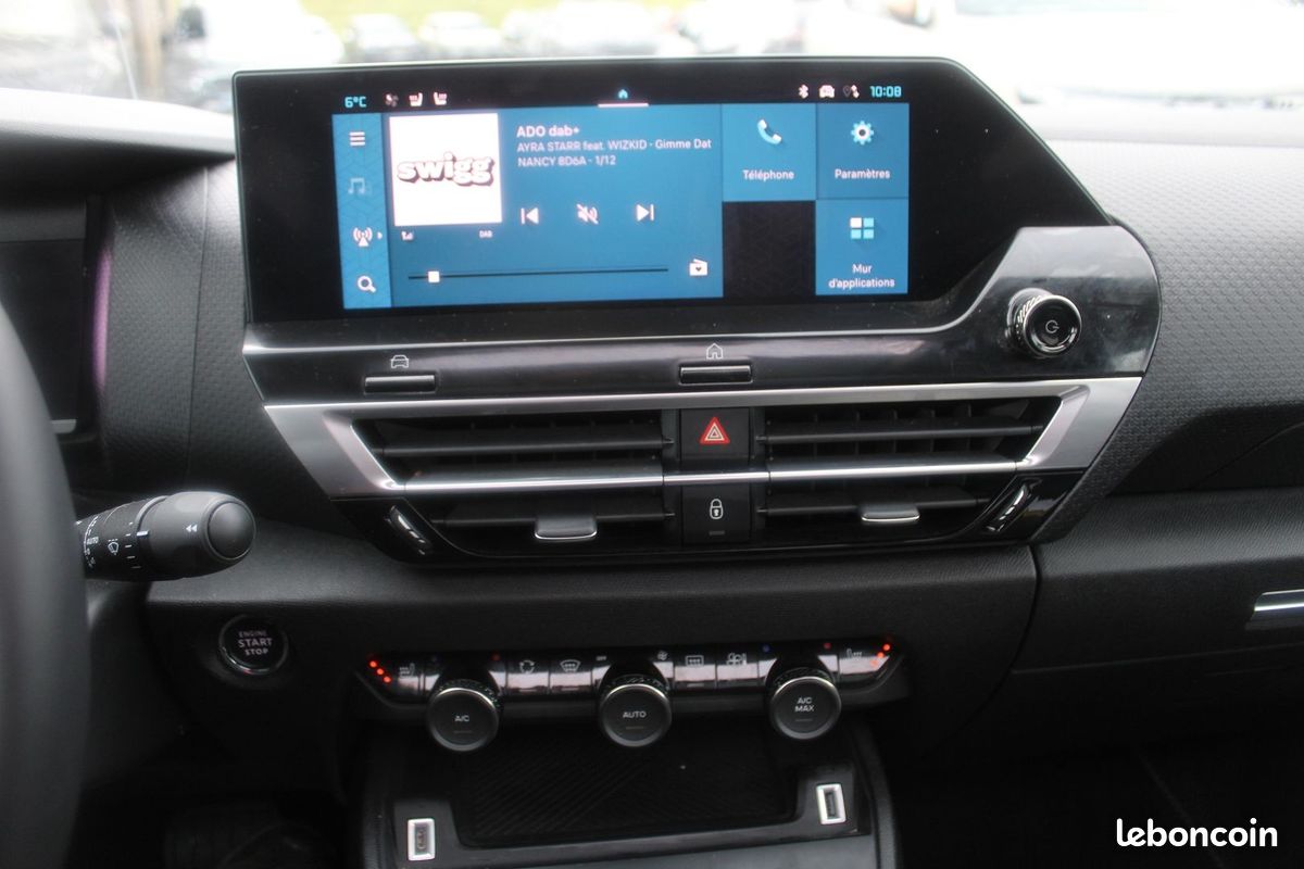 Citroen C4 X SHINE PACK 130 CV EAT8 BOITE AUTO CAMÉRA GRAND GPS USB FULL LEDS TOIT PANO ESP (image 14)