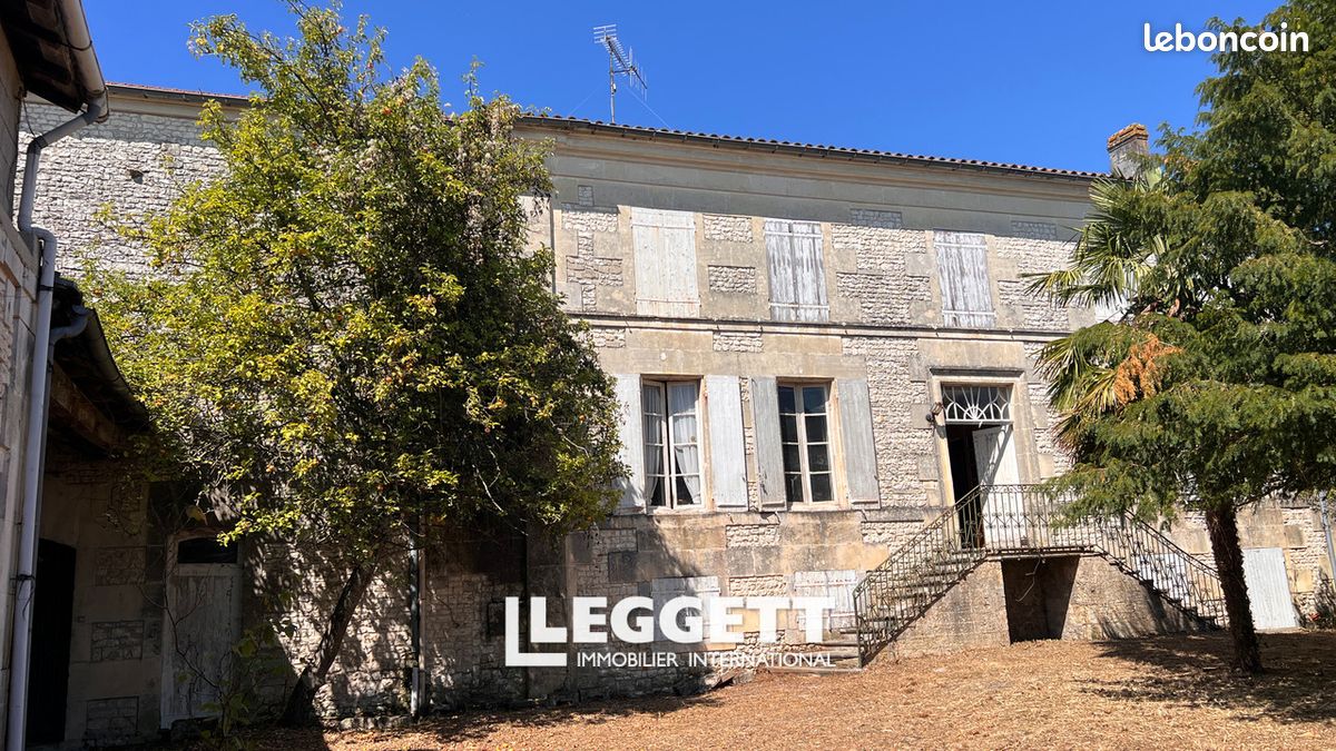 Maison 6 pièces 133 m² · à Salles-d'Angles · 133 m² · 194 400 €