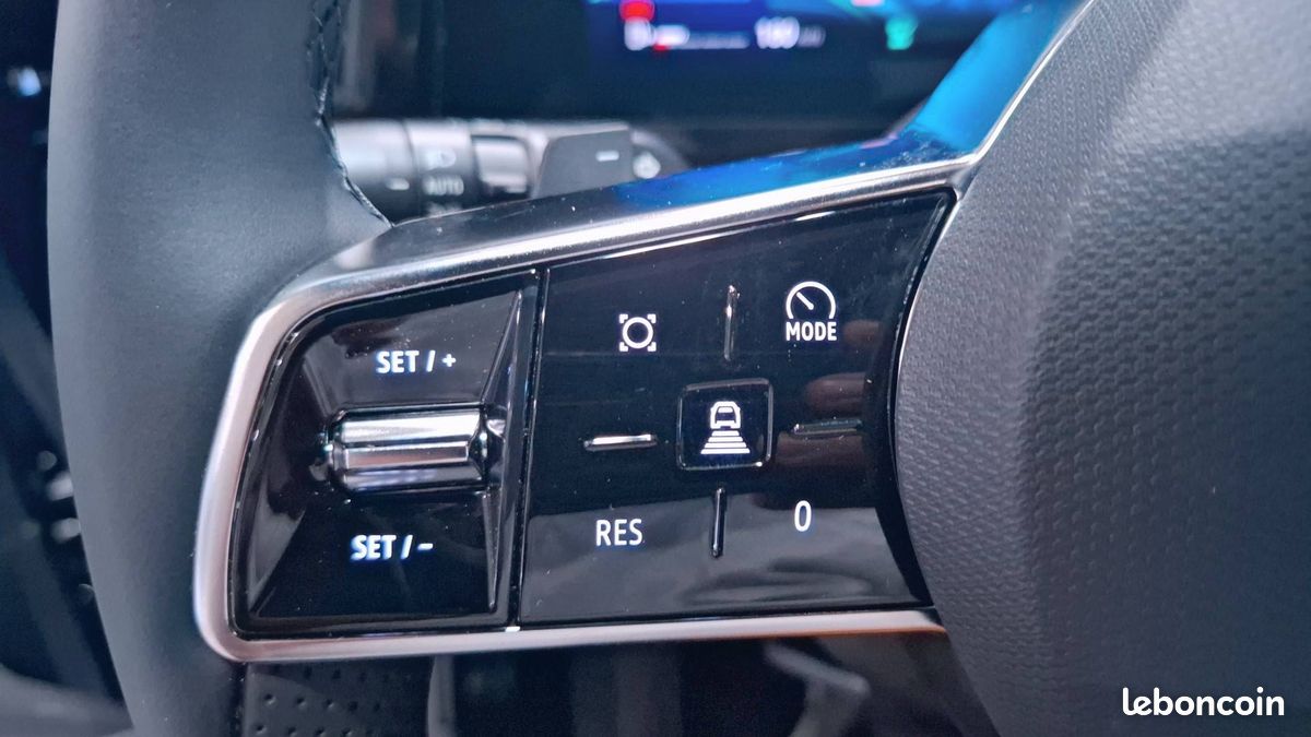 Renault espace e tech full hybrid 200 gsr2 techno (image 23)