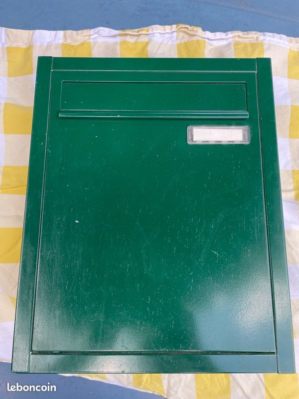 Boîte aux lettres (image 1)