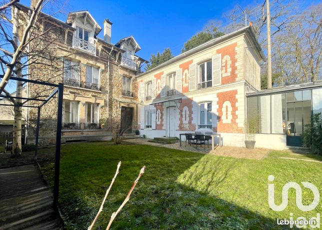 Propriété 8 pièces 171 m²
