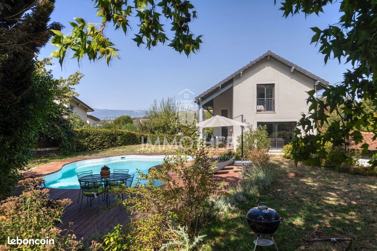 Maison 5 pièces 192 m² · à Saint-Martin-d'Uriage · 192 m² · 725 000 €