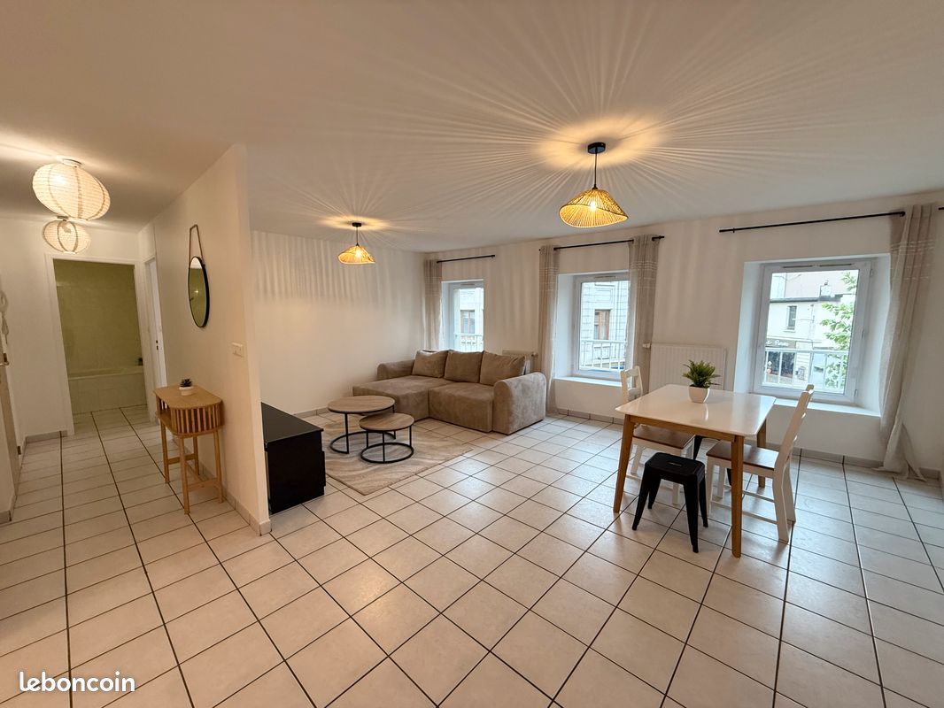 Appartement 2 pièces 58 m² · à Thonon-les-Bains · 58 m² · 1 150 €/mois