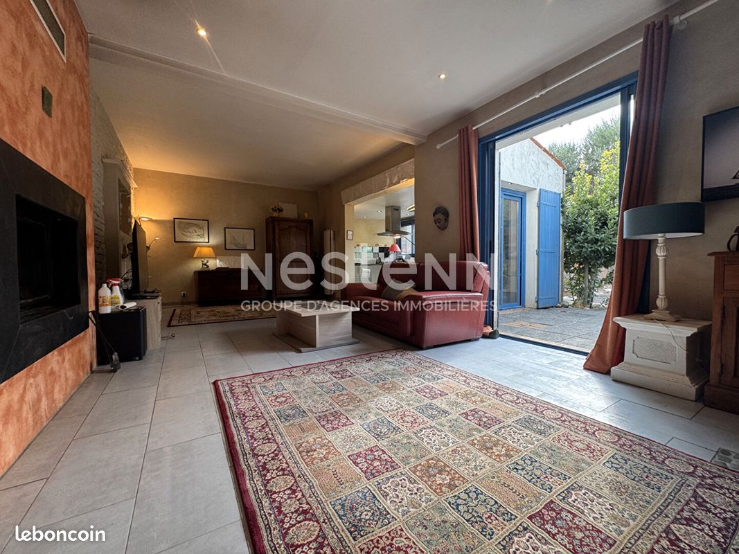 Maison 4 pièces 145 m² · à Muron · 145 m² · 225 750 €
