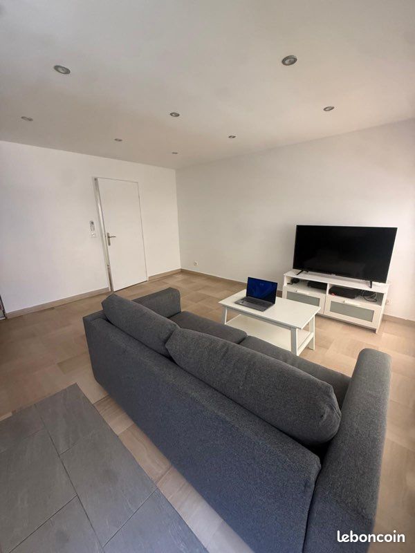 Appartement 2 pièces 45 m² · à Antibes · 45 m² · 1 100 €