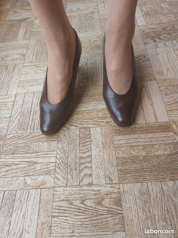 Escarpin marque Bally (image 1)