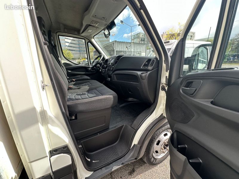 Renault MASTER II CCB FRIGO 7.000 HT 2.5 DCI 100cv GARANTIE 3 MOIS (image 3)